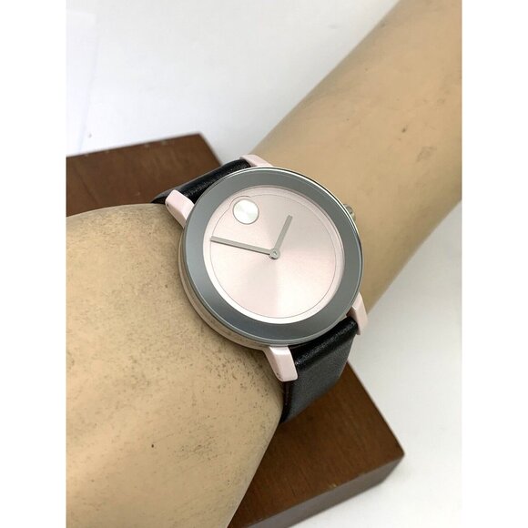 Movado Women\'s Watch 3600709 Bold Pink Ceramic Swiss Quartz 36mm Black Leather